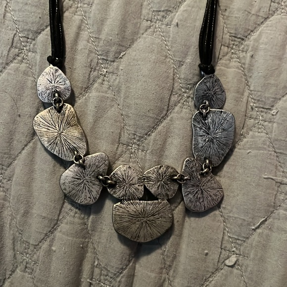 Karma Bella reversible necklace - Picture 4 of 4